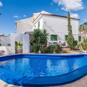 https://casa-oroteanda.in-canary-islands.com